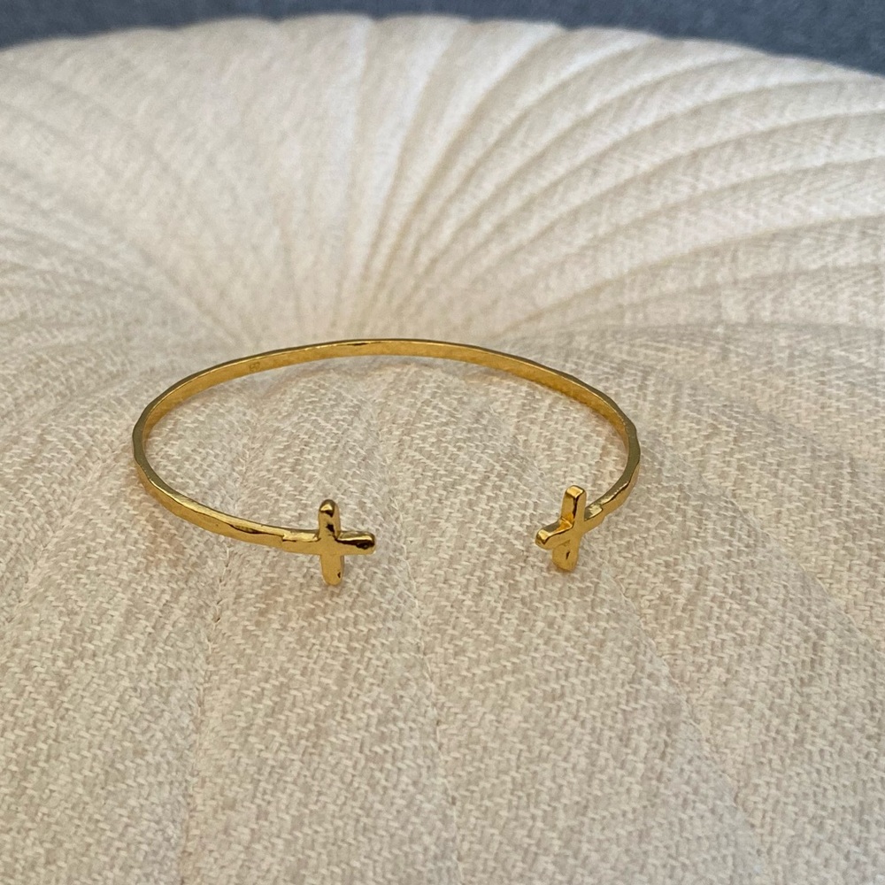 Gorjana Cross Over Cuff Bracelet in Gold - Picture 4 of 5
